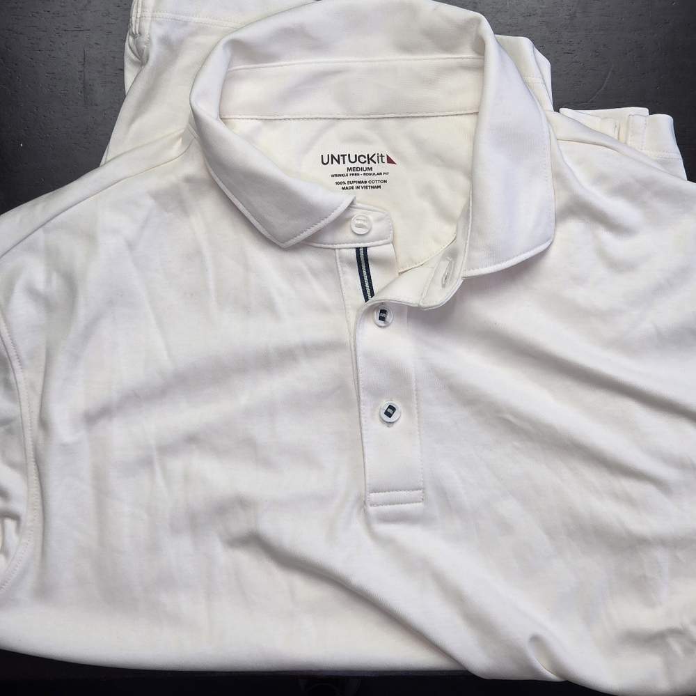 UNTUCKit Men's White Polo with Subtle Stripe Placket